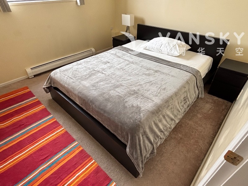 250604010006_60 Black bed set.jpg